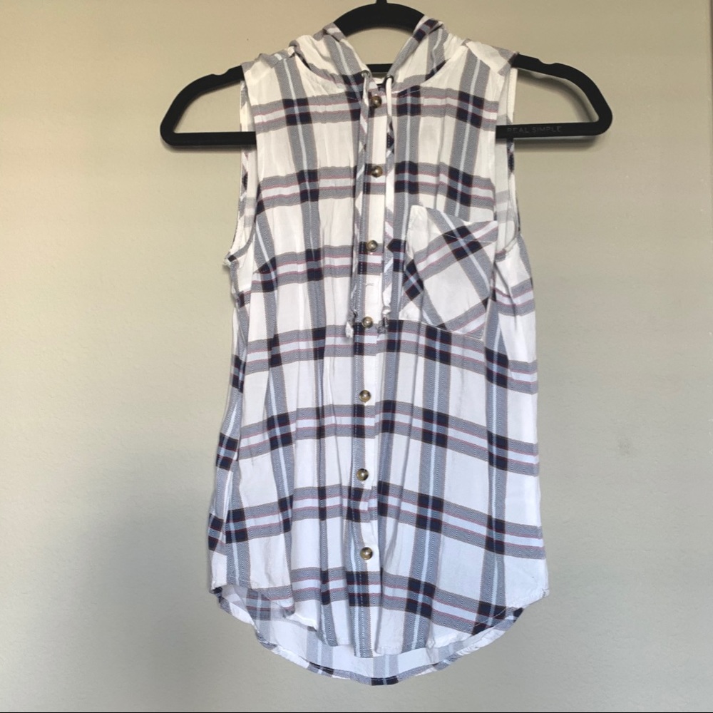 Sleeveless Hooded Plaid Button-Down